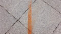 杏耀平台草酸直接清洗石材锈斑有什么后果？